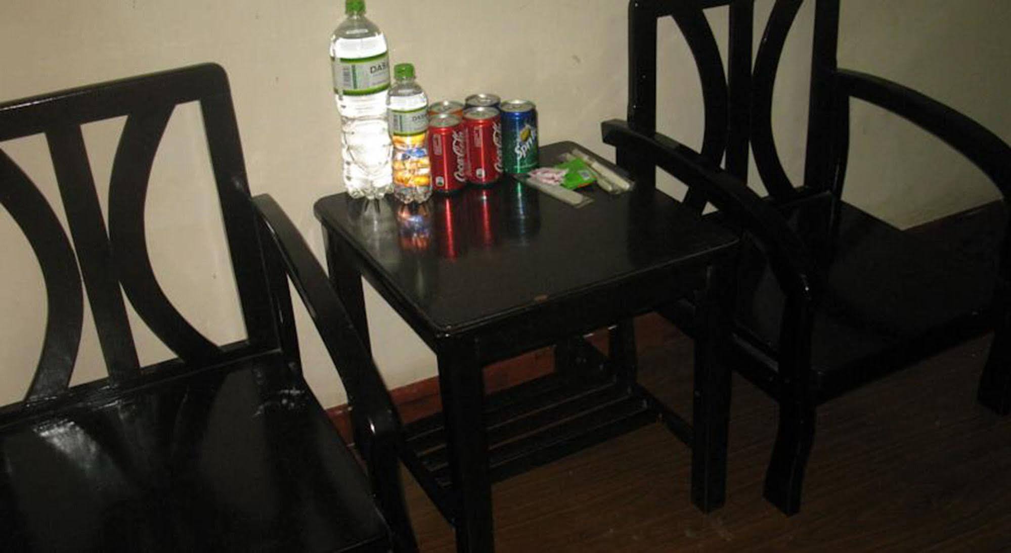Hanoi Caballos Hotel エクステリア 写真